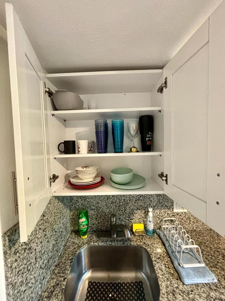 Miami Queen: Central Stay with Free Perks Exterior photo